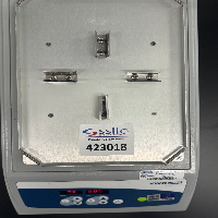 VWR Micropate Shaker image 2